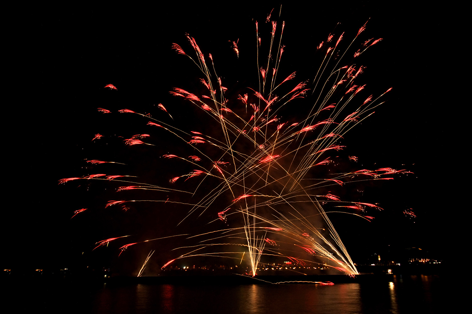 fireworks at Kölner Lichter